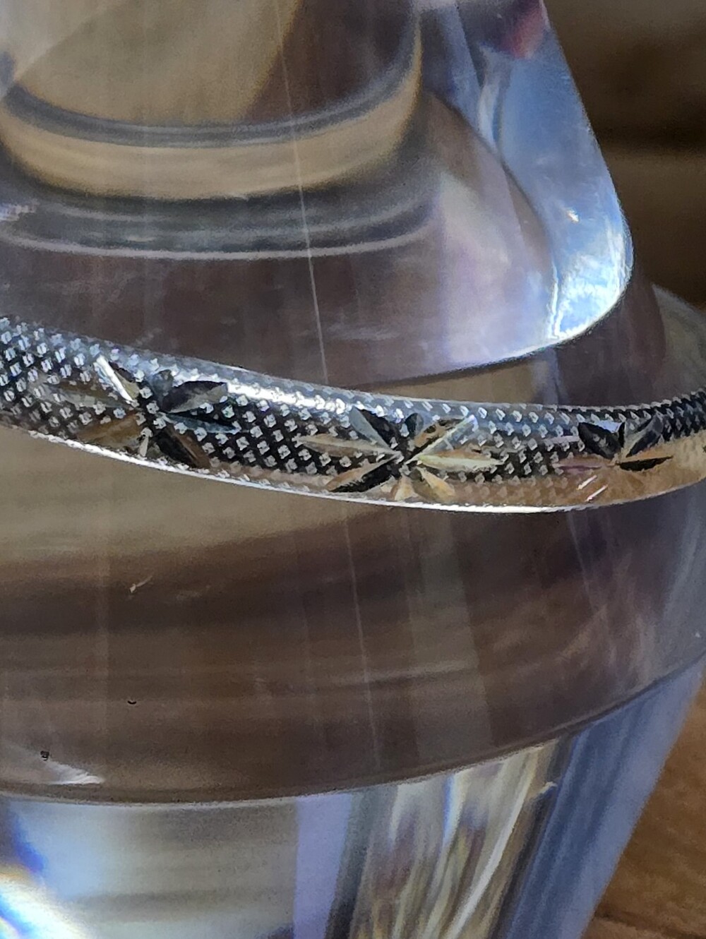 925 Sterling Silver Engraved Starburst Bangle Bracelet - Picture 4 of 7